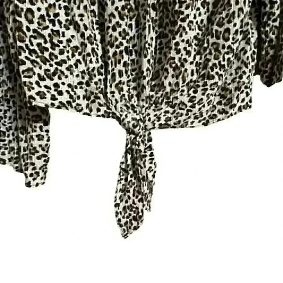 Free People Movement Top Women’s Medium Leopard Off-Shoulder Boho Mobwife NWT - Picture 7 of 8